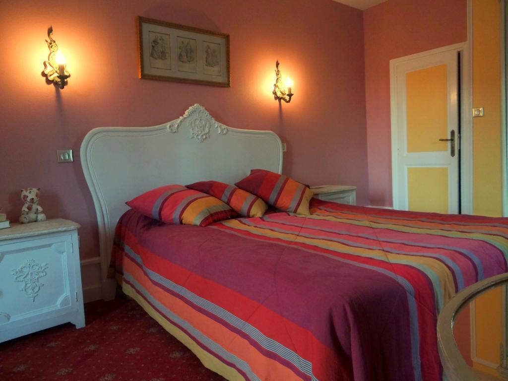 La Roseraie Hotel Restaurant Montignac-Lascaux Kültér fotó